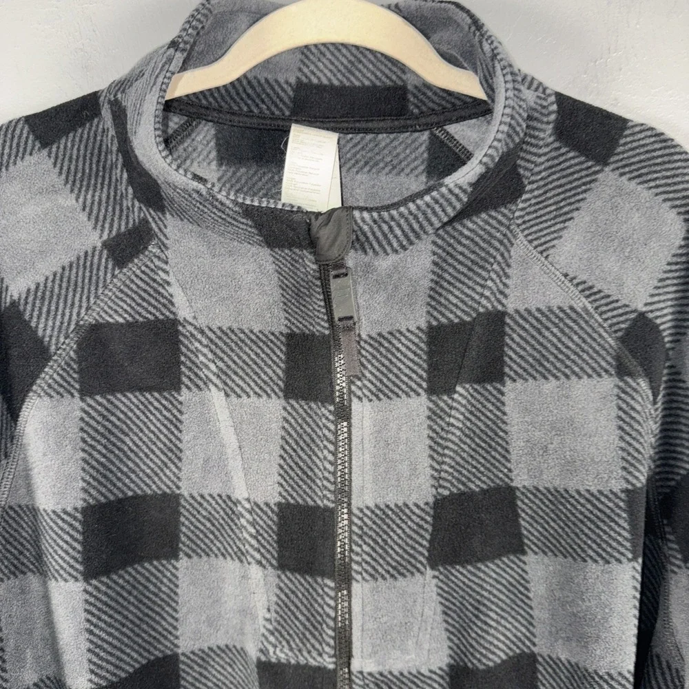 Fabletics The Pine City Full Zip Fleece Jacket Black Mountain Plaid Size XXL
